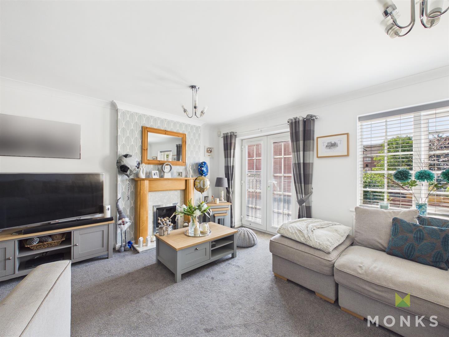 56 The Chestnuts, Shrewsbury, SY5 6JH For Sale